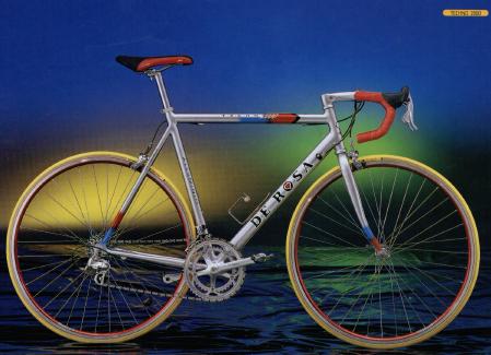 �f���[�U�ETECHNO